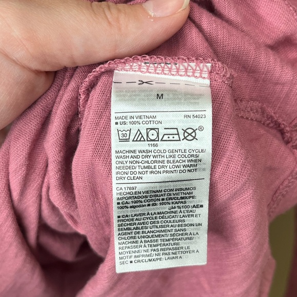 Old Navy Women’s long sleeve blue shirt size medium - Picture 8 of 9